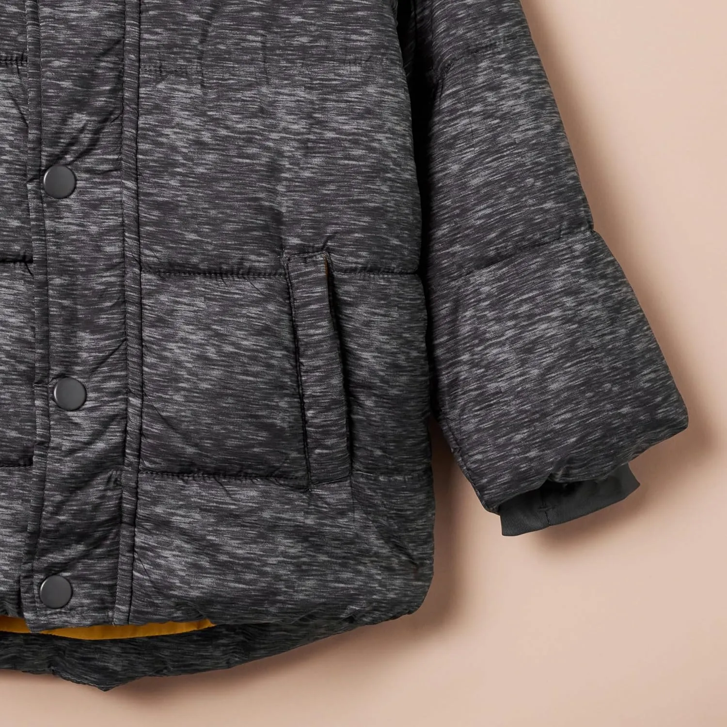 Amazon Essentials Babies, Toddlers, and Boys' Heavyweight Hooded Puffer Jacket