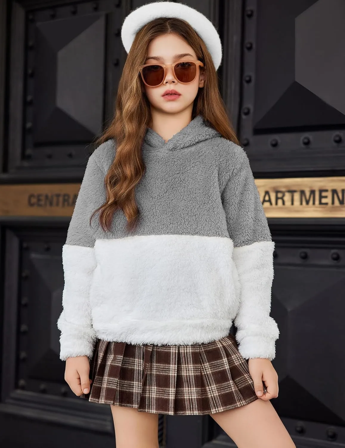 Arshiner Girls Fuzzy Fleece Hoodies Casual Sweatshirt Sherpa Pullover with Kangaroo Pockets