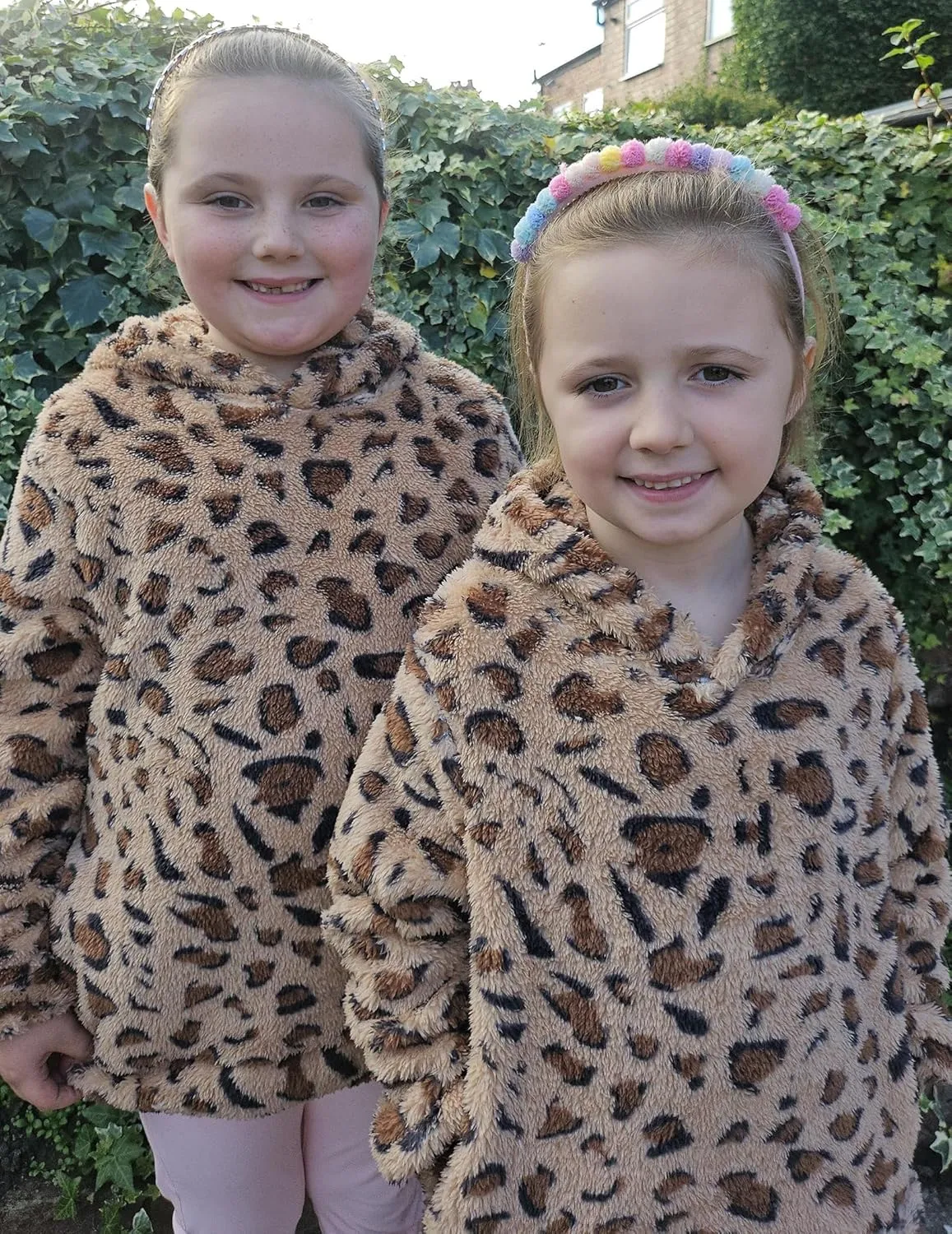 Arshiner Girls Fuzzy Fleece Hoodies Casual Sweatshirt Sherpa Pullover with Kangaroo Pockets