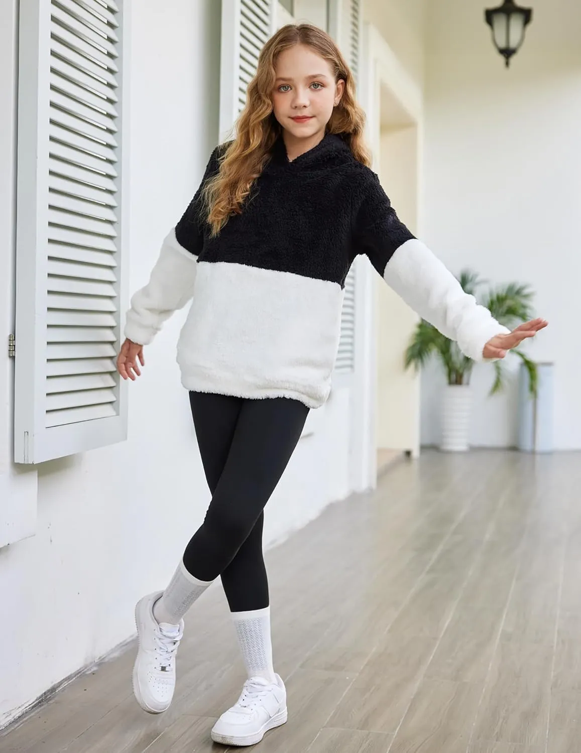 Arshiner Girls Fuzzy Fleece Hoodies Casual Sweatshirt Sherpa Pullover with Kangaroo Pockets