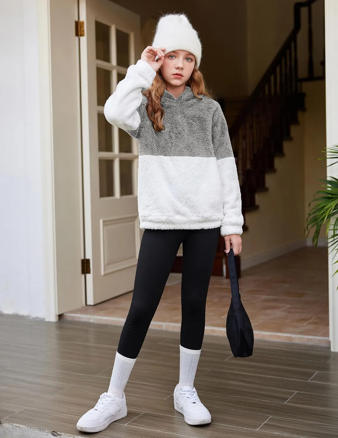 Arshiner Girls Fuzzy Fleece Hoodies Casual Sweatshirt Sherpa Pullover with Kangaroo Pockets