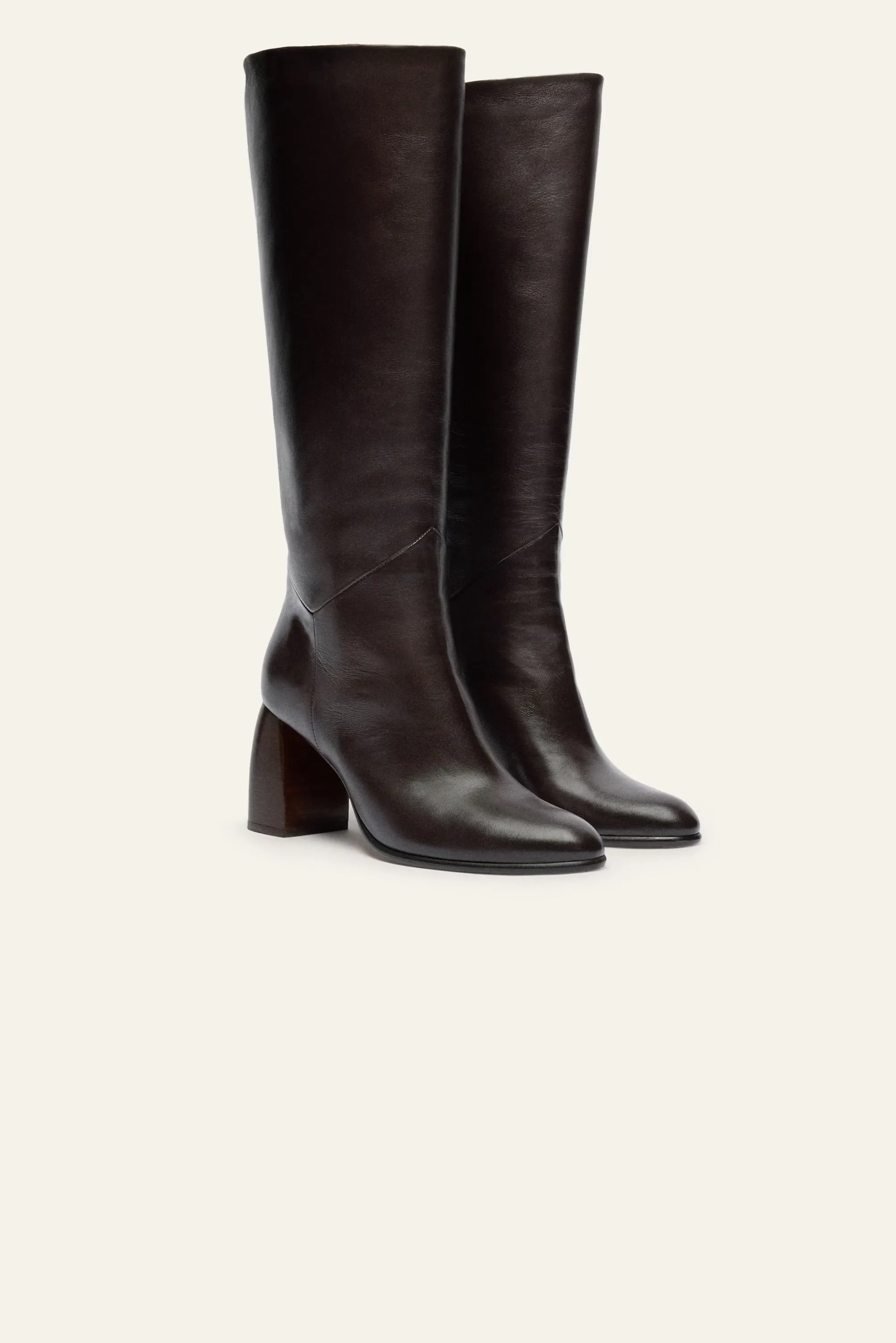 COLUSA HIGH HEELED BOOTS