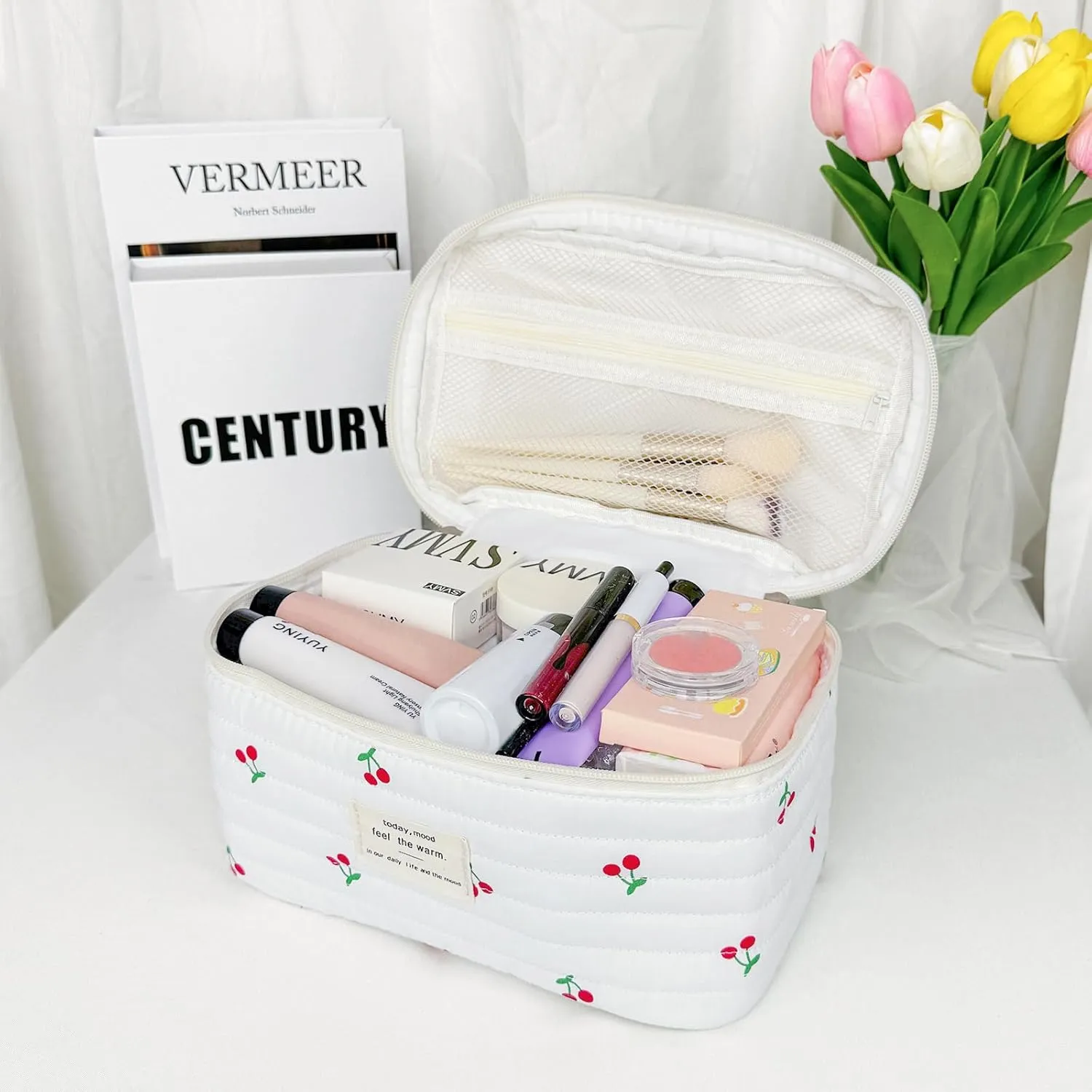 Large Travel Quilted Makeup Bag for Women, Floral Cotton Cosmetic Bag Cute Coquette Aesthetic Floral Toiletry Organizer Bag for Girls Cherry Flower Cosmetic Zipper Storage Bag