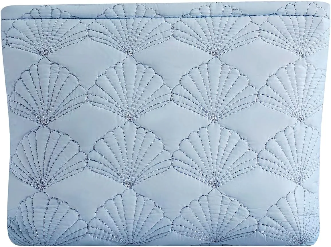 Quilted Cotton Coquette Makeup bag, Coastal Granddaughter Aesthetic Cosmetic Bag, Cute Seashell Portable Travel Toiletry Pouch (03Light Blue)