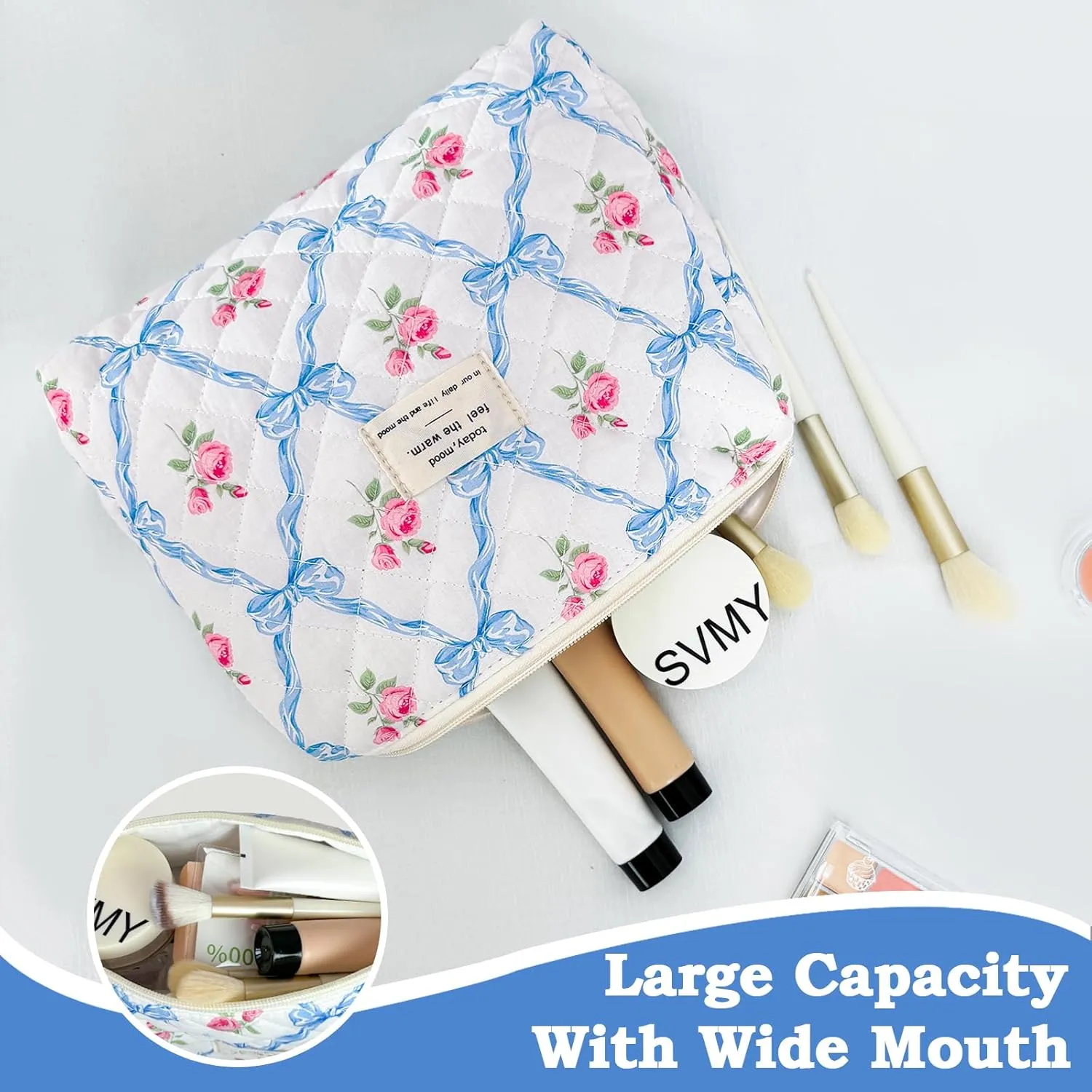 Quilted Makeup Bag, Cute Floral Makeup Bag Portable Cotton Cosmetic Tote Bags for Women Ladies Medium Girls Purse Pouch Blue Bow Flowers Toiletry Makeup Bag Organizer