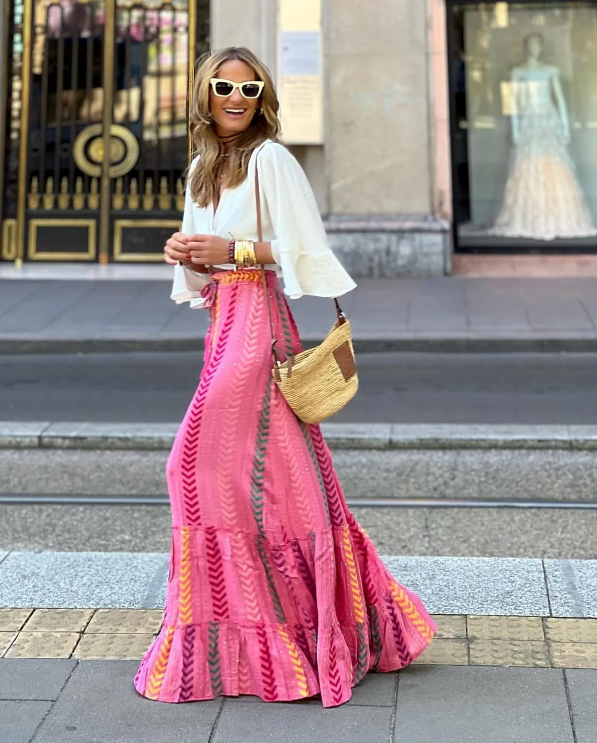 Women's Vintage Boho Floral Print Tiered Elastic High Waist Skirt 2024 Spring Summer A-Line Flowy Swing Maxi Skirts